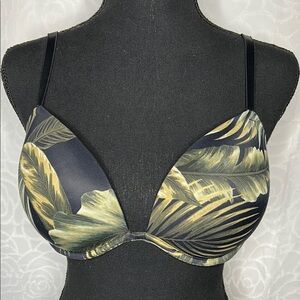 PINK VICTORIA’S SECRET tropical palm tree leaves print padded bra. Size 36 C.